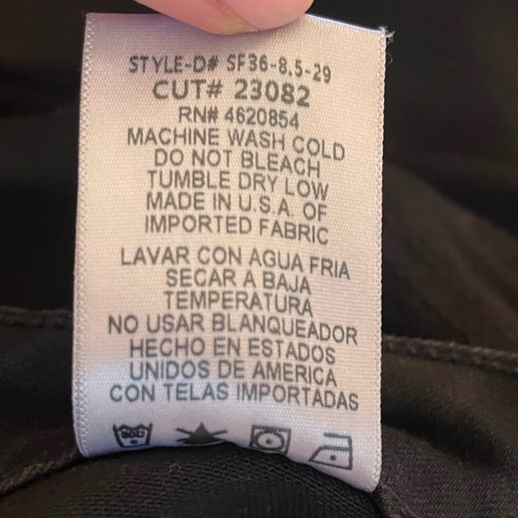 Just Black women's size 26 skinny ankle black jeans with faux sailor pockets - Picture 9 of 10